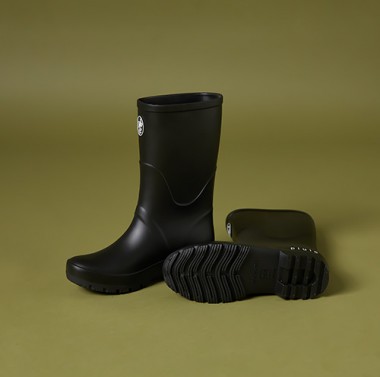 PARADE Black
